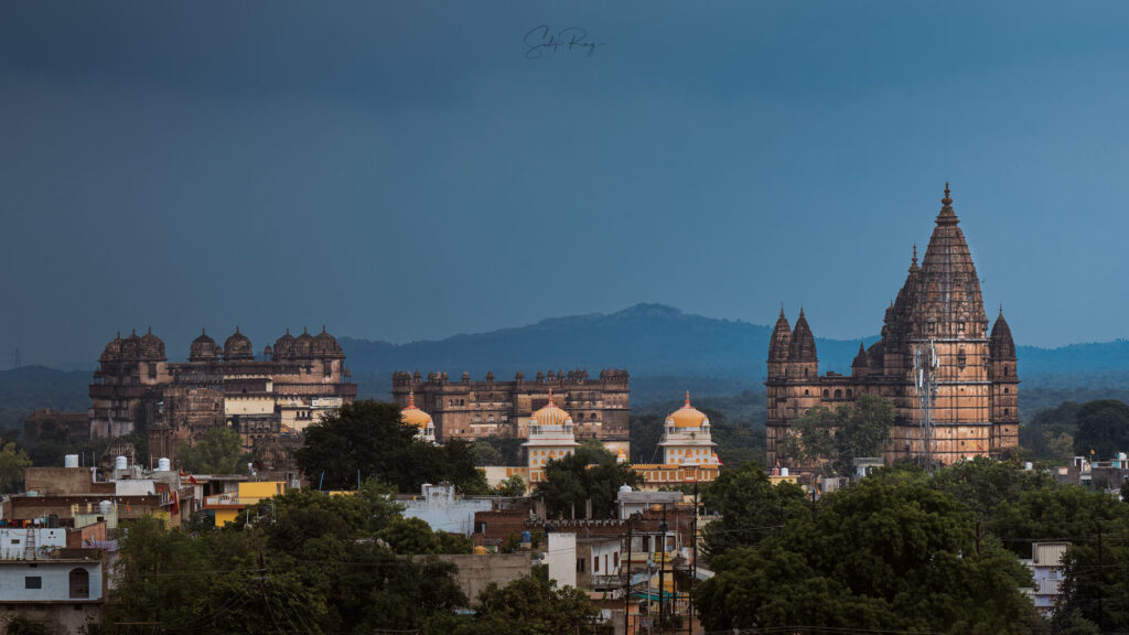 Outline of Orchha