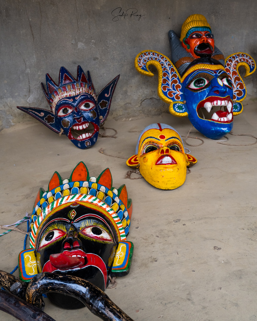 Gomira masks